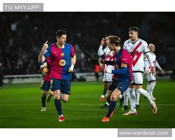 国王杯惊现冷门巴萨以一球小胜多特蒙德引发全场狂欢