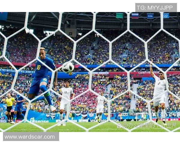 欧冠焦点战波尔图与里昂互交白卷乌龙球瞬间引发全场热议